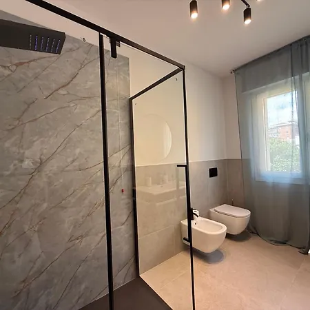 Alfieri4 - Netflix-parking-supermarket-centro Lägenhet