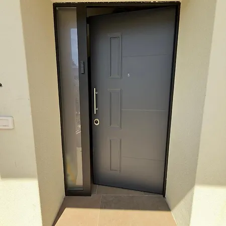 Lägenhet Alfieri4 - Netflix-parking-supermarket-centro