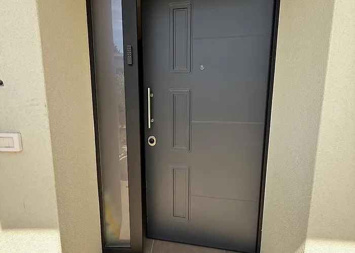 Alfieri4 - Netflix-parking-supermarket-centro 아파트 베르가모