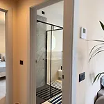 Alfieri4 - Netflix-parking-supermarket-centro Apartment