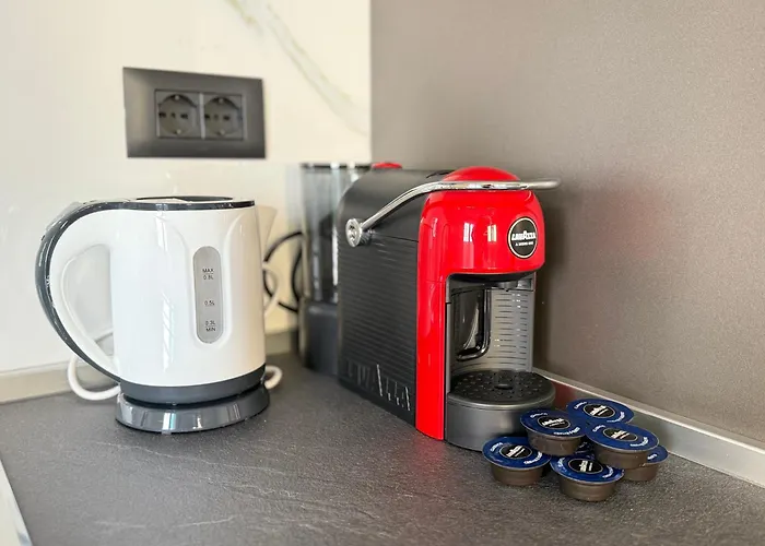 Alfieri4 - Netflix-parking-supermarket-centro Apartman