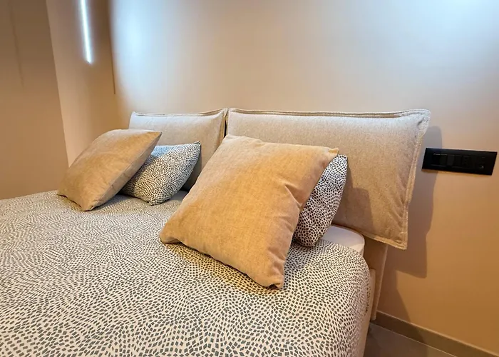 Alfieri4 - Netflix-parking-supermarket-centro Apartman